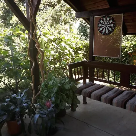 Lila Akac Apartman Apartment